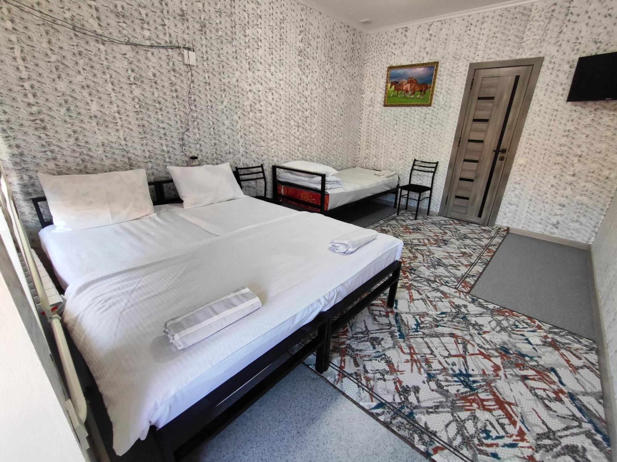 Guest House Sanat Naryn Exterior photo